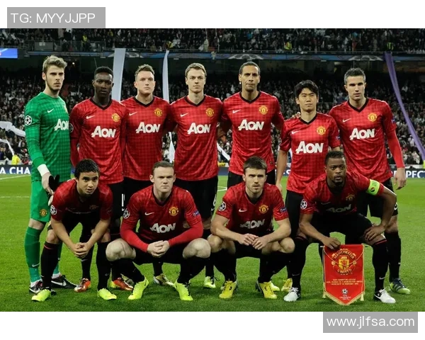 荷兰足球传奇范佩西巅峰时刻回顾与生涯成就解析