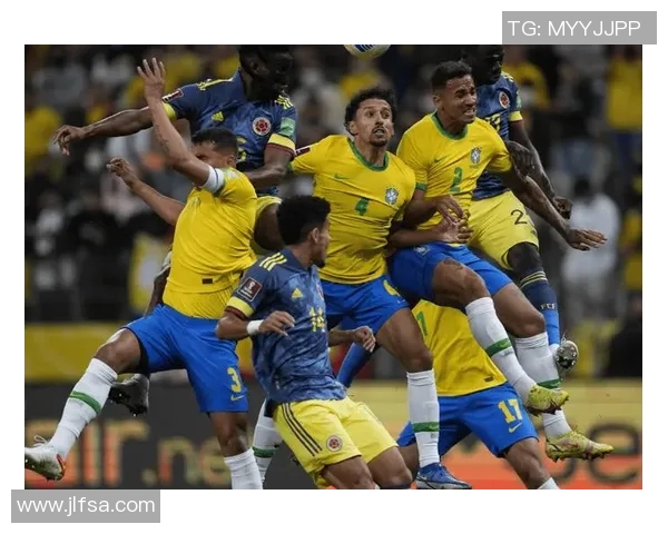 足球球星与香烟之间的隐秘故事及影响力探究